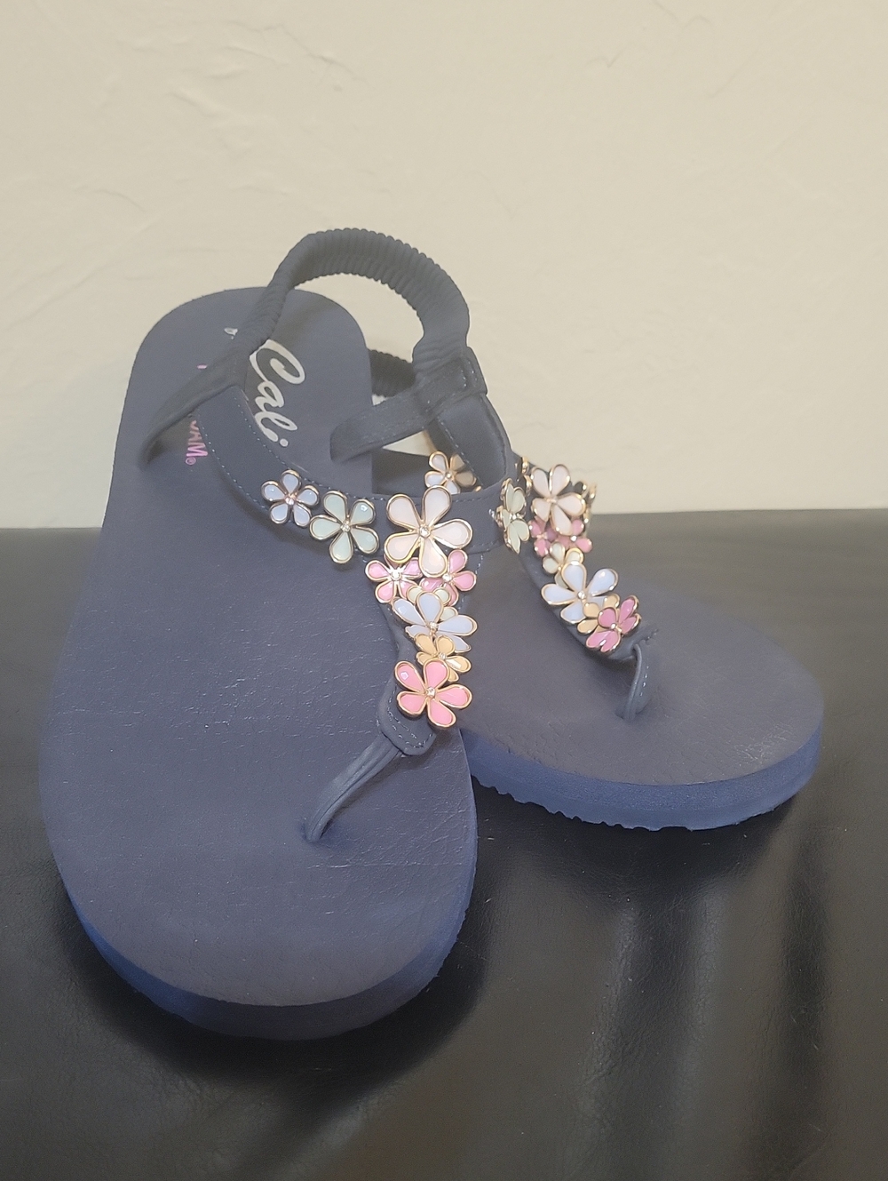 Skechers Meditation Glass Daisy Navy Multi Slingback Thong Sandals Women's Sz 10 - Picture 2 of 4